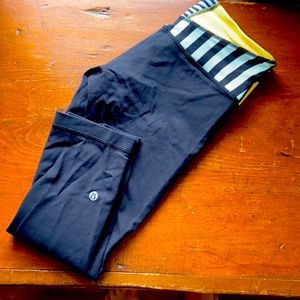 Lululemon cropped reversible wunder unders